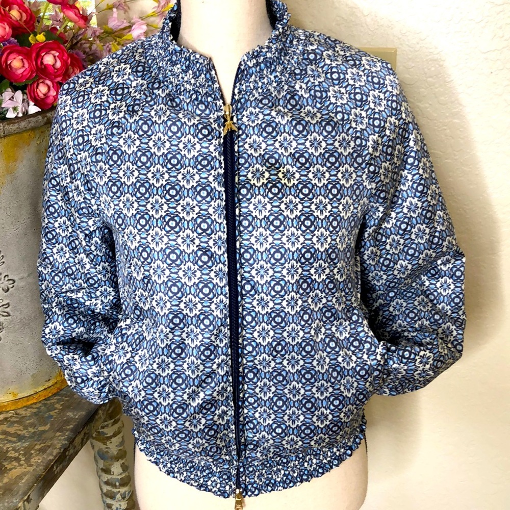 Patrizia Pepe blue and white down jacket
